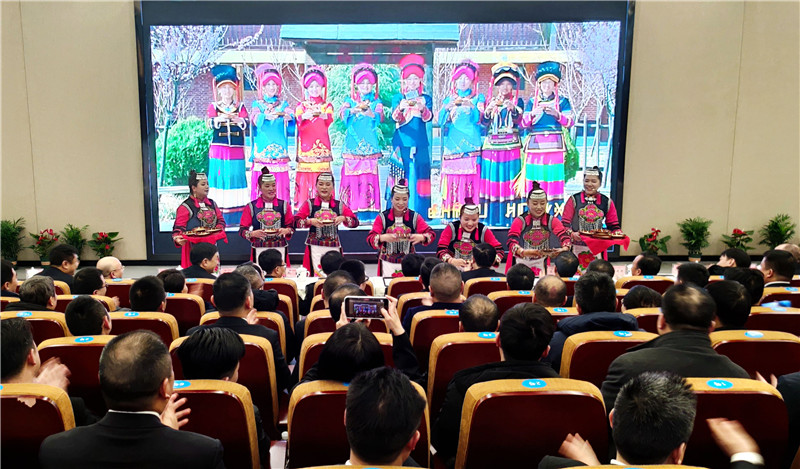 創(chuàng)造奇跡 追求卓越——川威集團(tuán)召開班組凝聚力建設(shè)交流會(huì)(圖6) 創(chuàng)造奇跡 追求卓越——川威集團(tuán)召開班組凝聚力建設(shè)交流會(huì)(圖6)