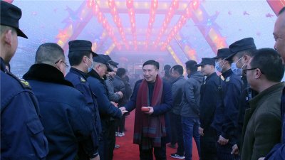 張燈結(jié)彩迎新年 齊心協(xié)力譜新篇丨集團領(lǐng)導大年初一開展新春慰問活動