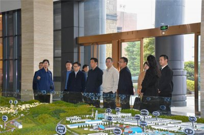 四川省省經(jīng)信廳楊健一行蒞威調(diào)研指導工作