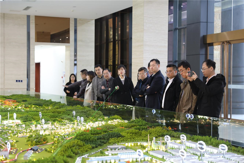 省釩鈦鋼鐵產業(yè)協(xié)會到川威連界基地調研(圖3) 省釩鈦鋼鐵產業(yè)協(xié)會到川威連界基地調研(圖3)