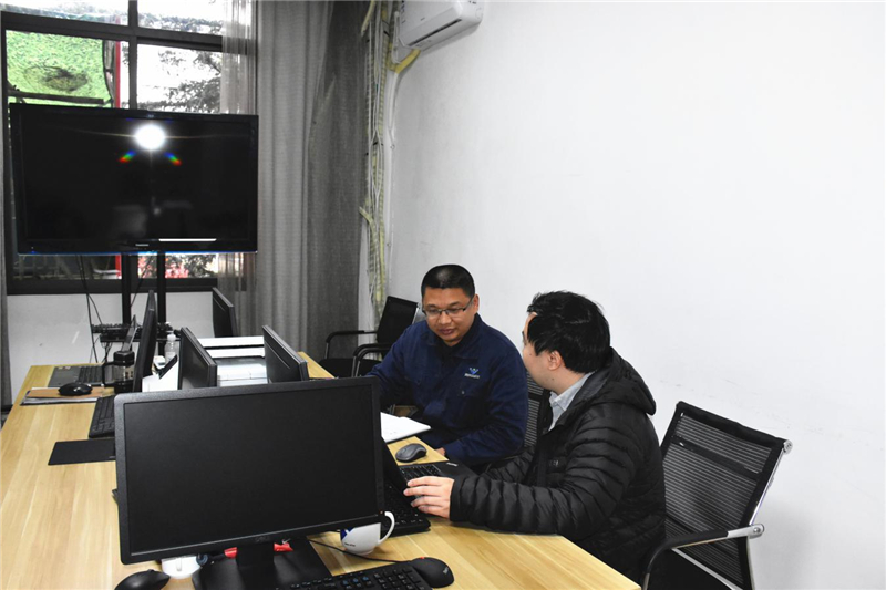 省釩鈦鋼鐵產業(yè)協(xié)會到川威連界基地調研(圖5) 省釩鈦鋼鐵產業(yè)協(xié)會到川威連界基地調研(圖5)