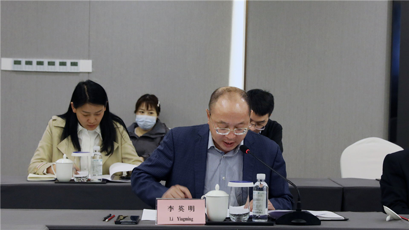 內(nèi)江市市長(zhǎng)鄭莉一行到川威集團(tuán)座談交流(圖2) 內(nèi)江市市長(zhǎng)鄭莉一行到川威集團(tuán)座談交流(圖2)