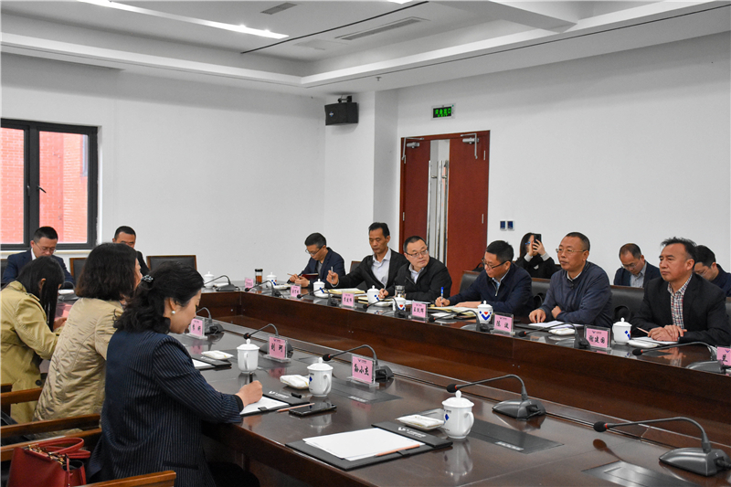 省經信廳汽車產業(yè)處到川威調研(圖3)