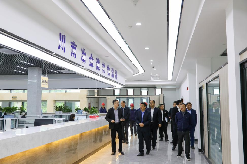 瀘州港務(wù)公司到川威參觀交流(圖4) 瀘州港務(wù)公司到川威參觀交流(圖4)