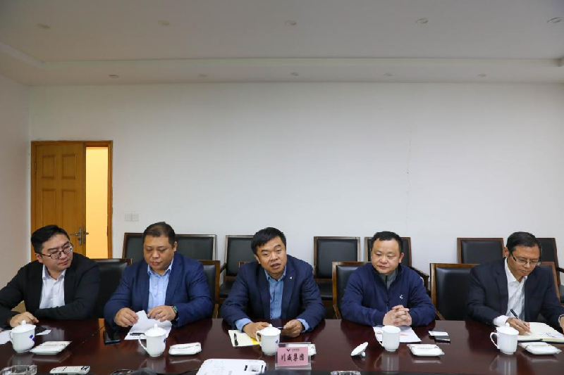 瀘州港務(wù)公司到川威參觀交流(圖8) 瀘州港務(wù)公司到川威參觀交流(圖8)