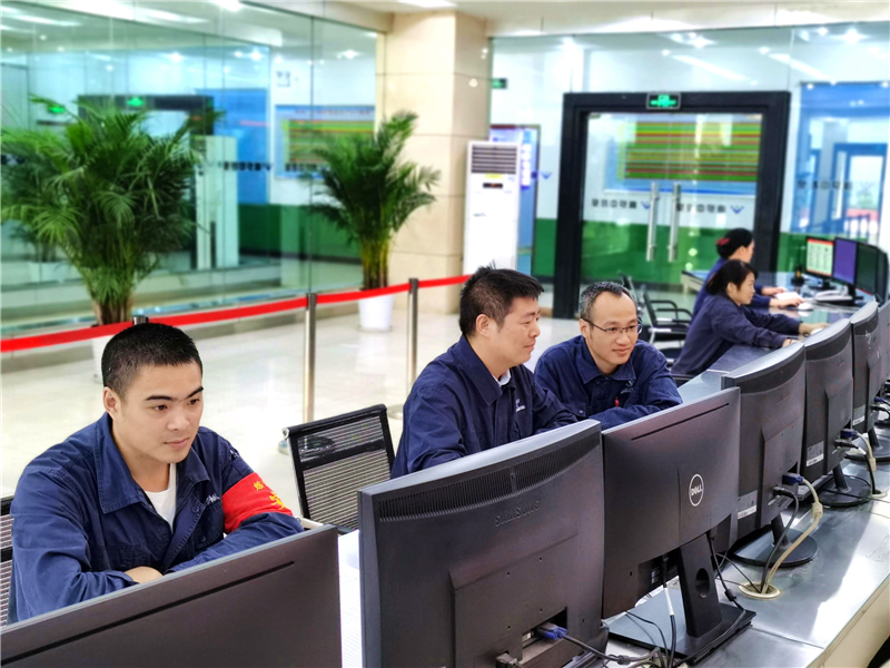 川威釩鈦科技大高爐主控室榮獲全國工人先鋒號(圖3)