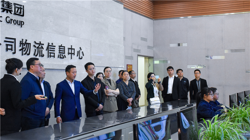 市人大副主任曾廷富一行到川威調(diào)研(圖2)