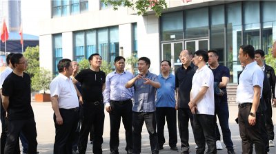 川威集團(tuán)董事長王勁一行 “五一”勞動(dòng)節(jié)視察連界區(qū)域重點(diǎn)項(xiàng)目