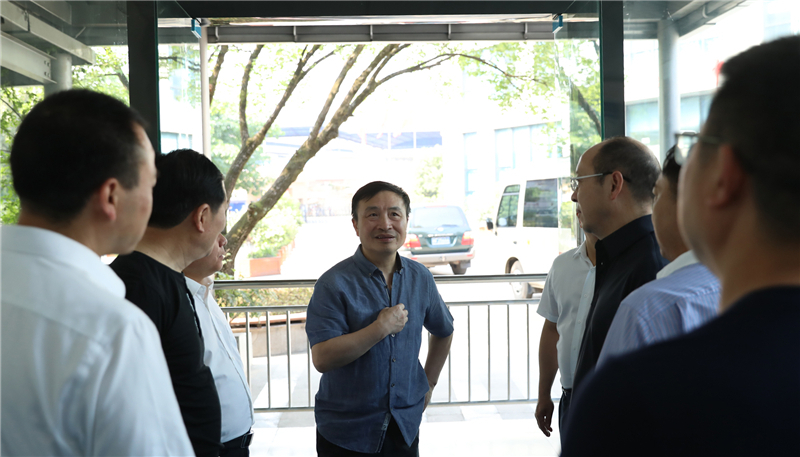 川威集團(tuán)董事長王勁一行 “五一”勞動節(jié)視察連界區(qū)域重點項目(圖8)