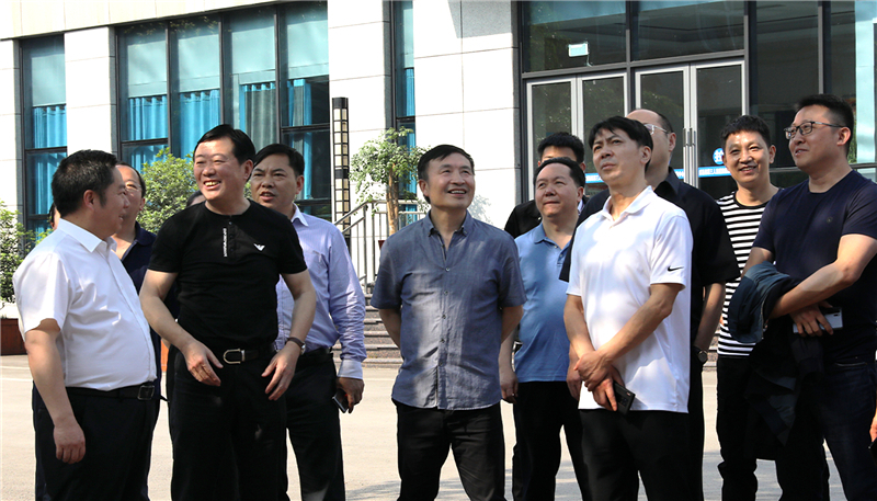 川威集團(tuán)董事長王勁一行 “五一”勞動節(jié)視察連界區(qū)域重點項目(圖10)