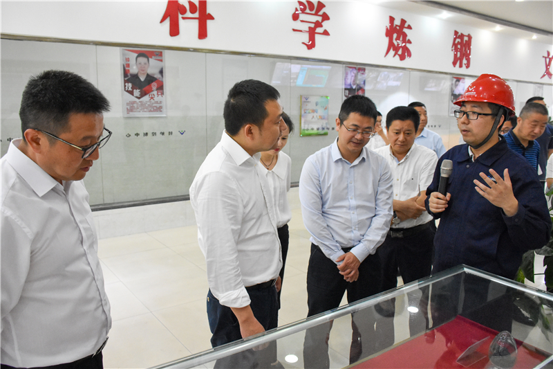 內(nèi)市經(jīng)開區(qū)黨工委書記趙永韋一行到川威調(diào)研(圖1) 內(nèi)市經(jīng)開區(qū)黨工委書記趙永韋一行到川威調(diào)研(圖1)