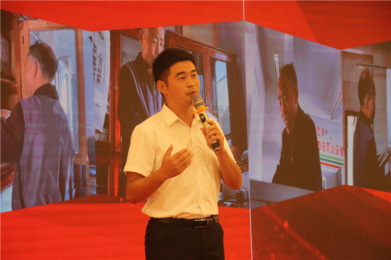 傳承革命精神 唯奮斗最青春——眾心樂公司主題演講比賽系列活動圓滿完成(圖3) 傳承革命精神 唯奮斗最青春——眾心樂公司主題演講比賽系列活動圓滿完成(圖3)