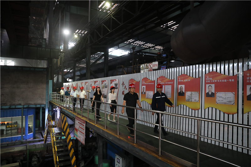 云南省玉溪市江川區(qū)區(qū)長常成一行蒞臨川威考察調(diào)研(圖3) 云南省玉溪市江川區(qū)區(qū)長常成一行蒞臨川威考察調(diào)研(圖3)