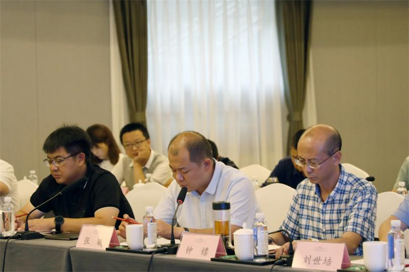 云南省玉溪市江川區(qū)區(qū)長常成一行蒞臨川威考察調(diào)研(圖7) 云南省玉溪市江川區(qū)區(qū)長常成一行蒞臨川威考察調(diào)研(圖7)