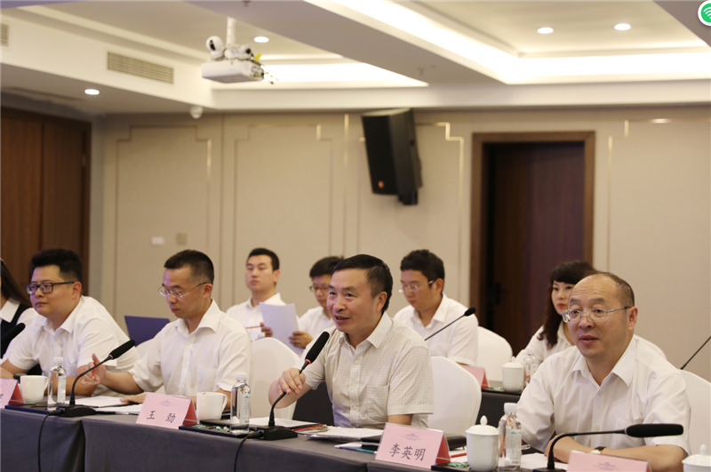 云南省玉溪市江川區(qū)區(qū)長常成一行蒞臨川威考察調(diào)研(圖8) 云南省玉溪市江川區(qū)區(qū)長常成一行蒞臨川威考察調(diào)研(圖8)