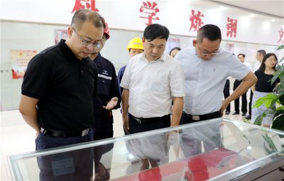 省人社廳李楨一行到川威連界基地調(diào)研考察