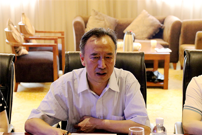 四川能投、鋒源氫能領(lǐng)導(dǎo)到訪川威交流洽談(圖5)