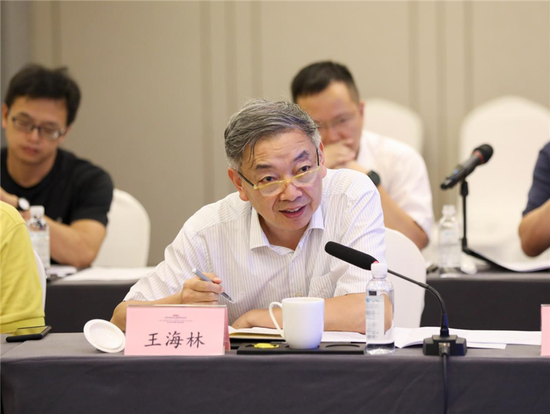 四川省委省政府決策咨詢委員會(huì)到川威集團(tuán)交流調(diào)研(圖6) 四川省委省政府決策咨詢委員會(huì)到川威集團(tuán)交流調(diào)研(圖6)