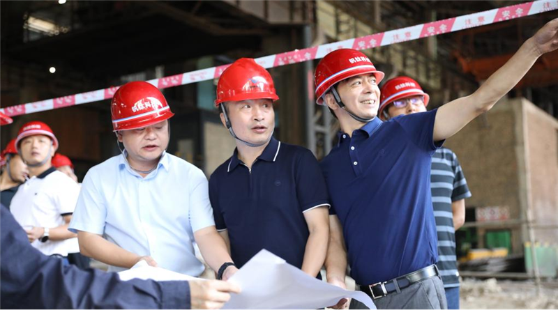 國慶佳節(jié)！川威集團董事長王勁一行深入連界區(qū)域重點項目現(xiàn)場考察(圖2)